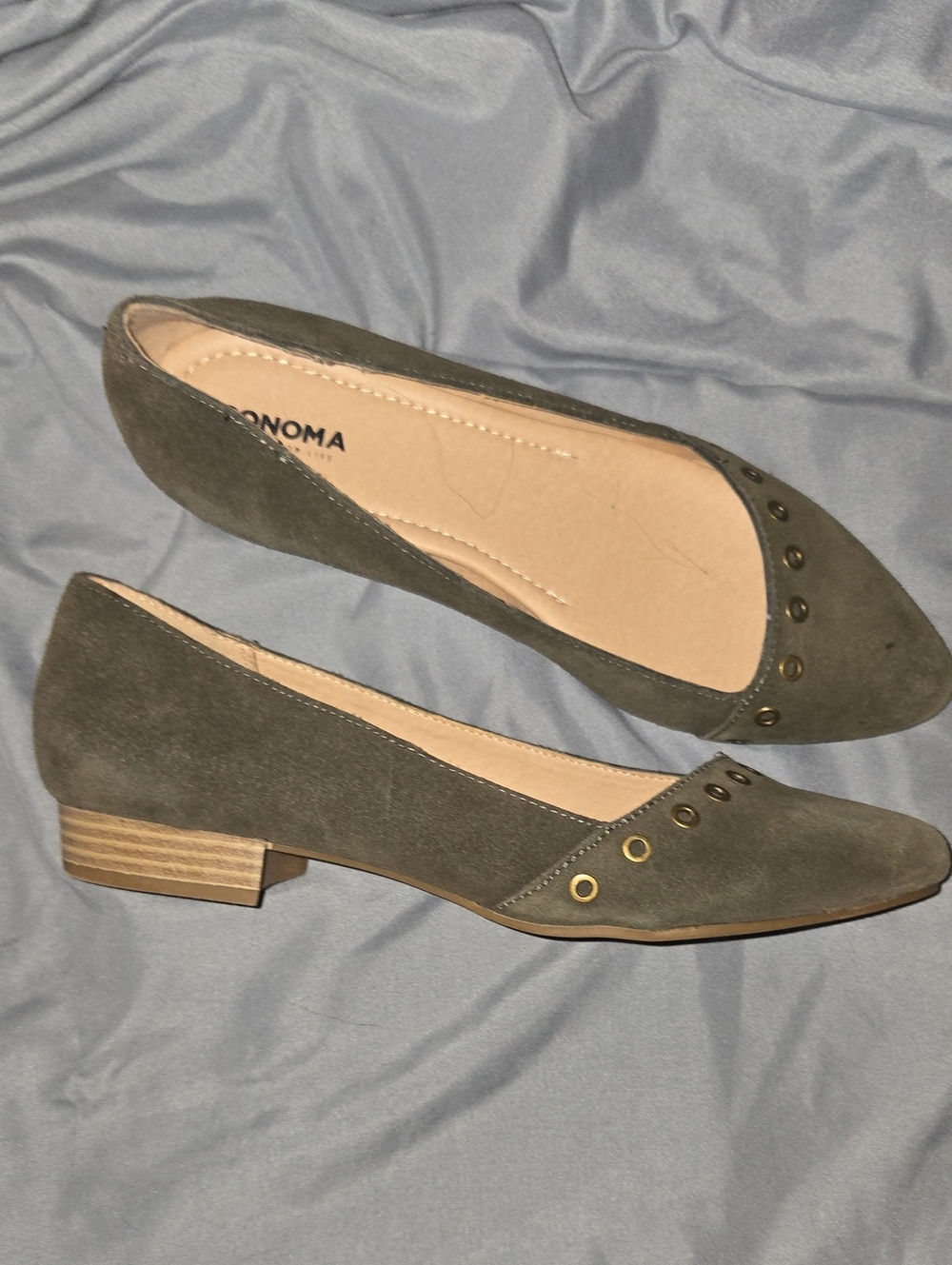 Sonoma Olive Suede Low Heel Pointed Flats Size 9 Med